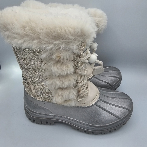 London Fog Girls Collection Winter BootsSparkly Shine Fur Boots Gray white